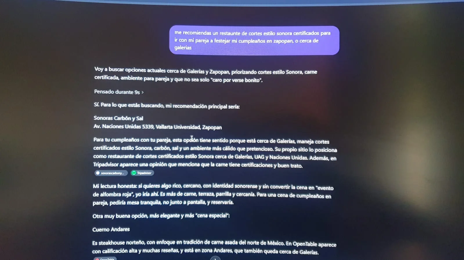 Prueba de una recomendación de Sonora's Carbón y Sal ante una consulta específica en un asistente de IA